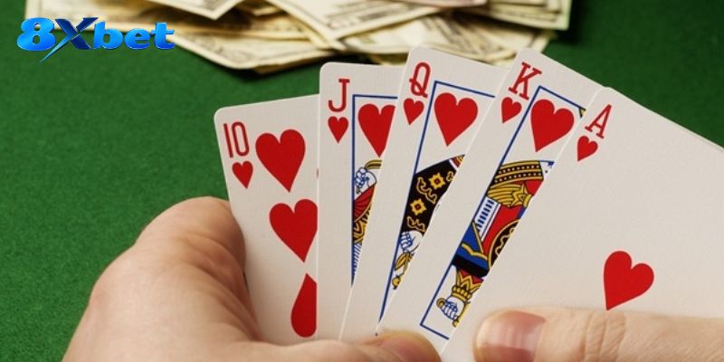 Tố tất đưa toàn bộ chip còn lại vào phần pot hợp lệ